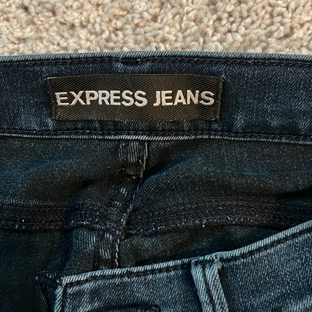 Express Jeans - Picture 3 of 6